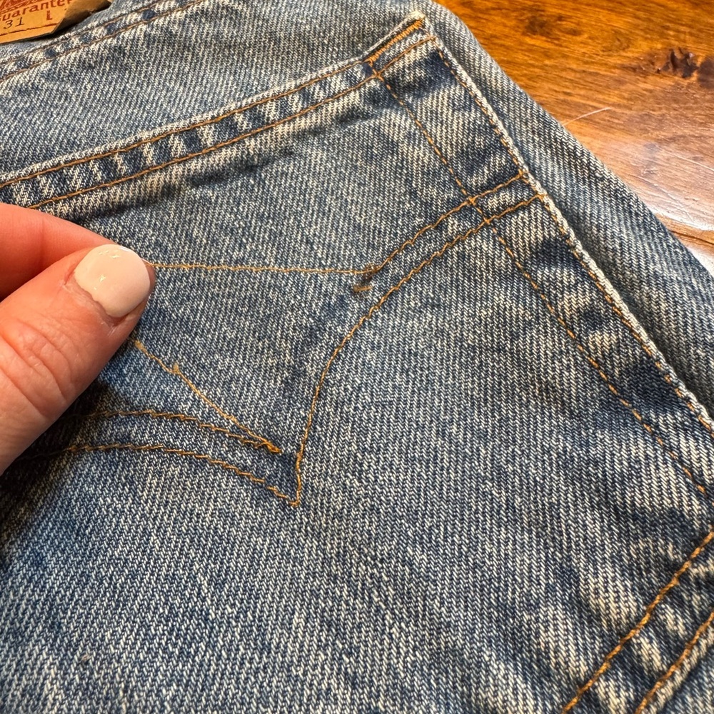 Levi's Men's Blue Jeans - Picture 2 of 6